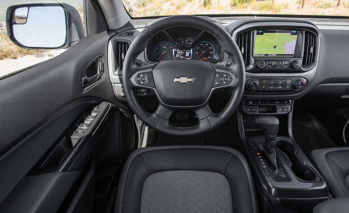 2022 Chevrolet Colorado Interior