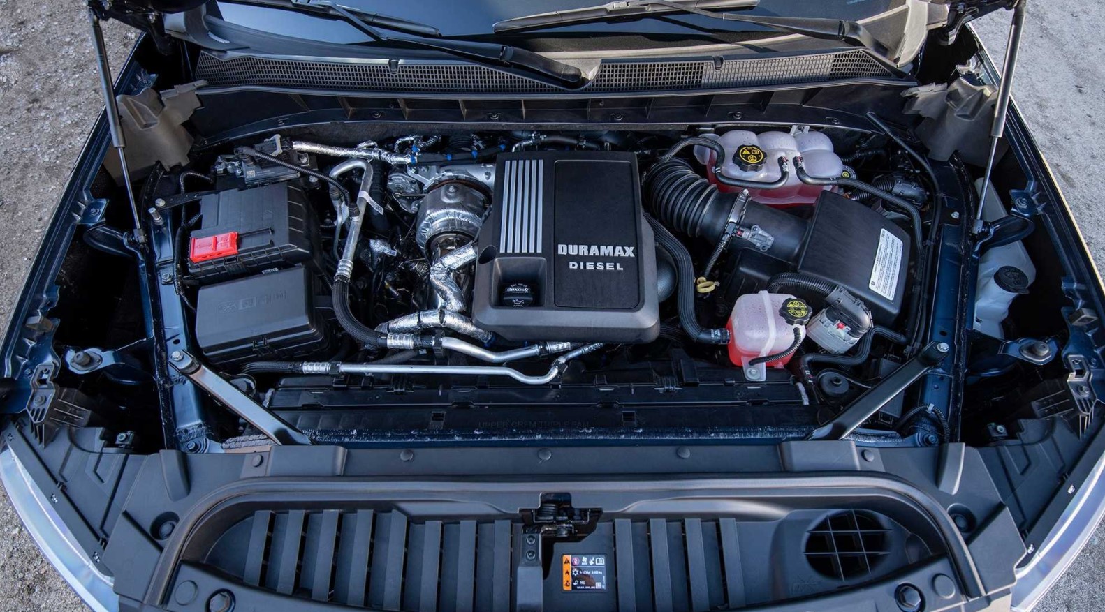 2023 Chevrolet SIlverado 2500HD Engine