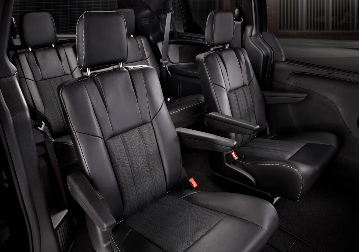 2025 Chrysler Town And Country Minivan Interior