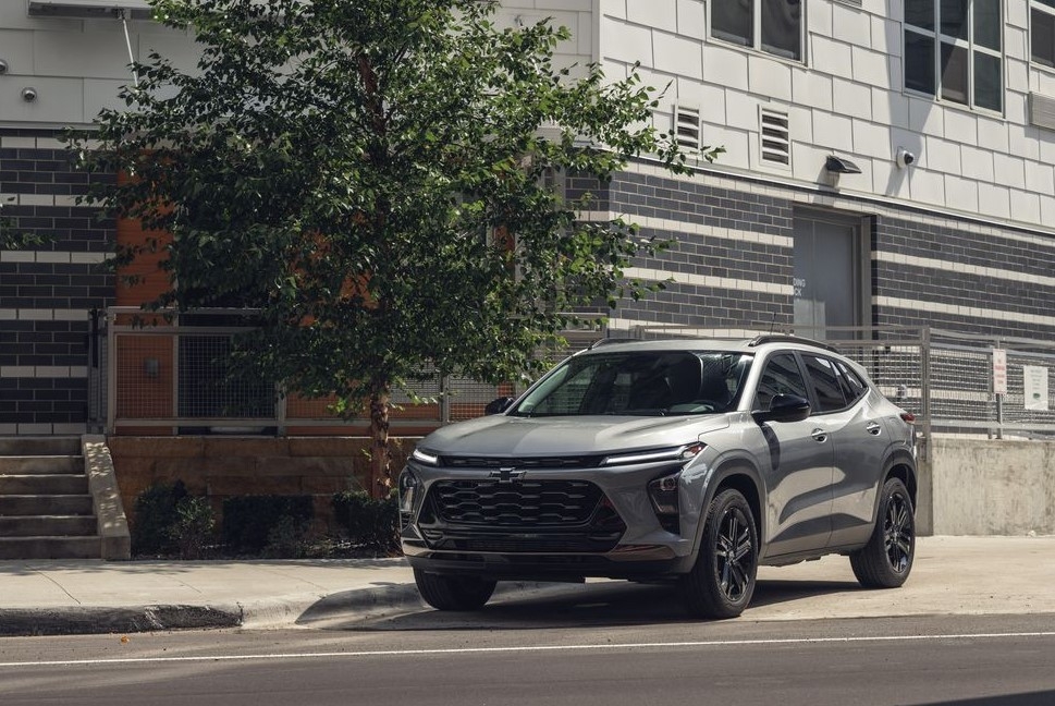 2026 Chevrolet Trax Specs Price Interior Inside The Hood