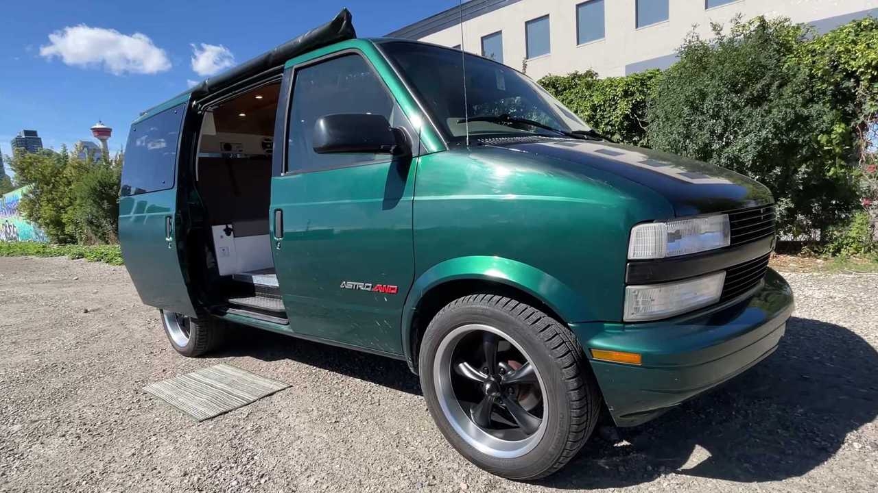 Chevy Astro Van 2026 Review Mike Y Sanchez